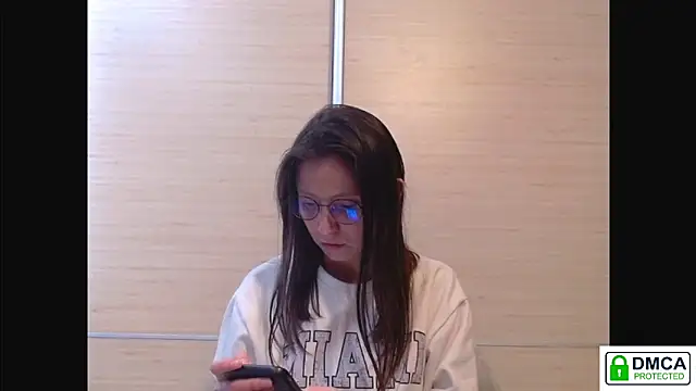 Sophi Cute online show from April 2026 11:45:02 AM