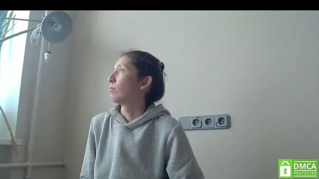 Sophi Cute online show from November 2025 08:19:01 AM