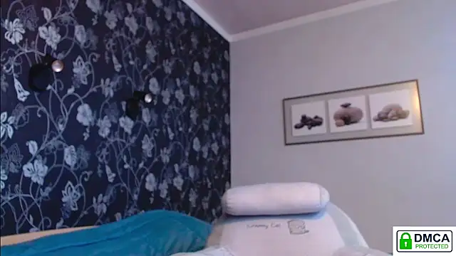 Sophi Cute online show from May 2026 12:21:01 PM