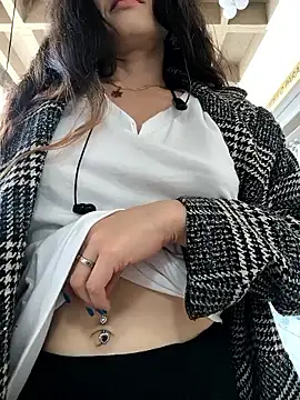 Snapshot of Sam_Sara chatting on November 2025 04:55:02 PM Sam Sara online show from November 2025 04:55:02 PM