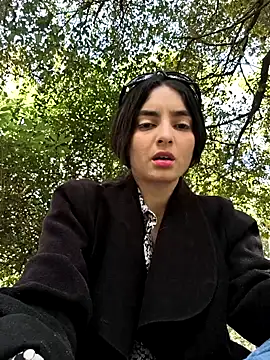 Snapshot of Sam_Sara chatting on September 2025 03:35:02 PM Sam Sara online show from September 2025 03:35:02 PM