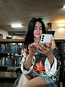 Snapshot of Sam_Sara chatting on December 2025 08:04:02 PM Sam Sara online show from December 2025 08:04:02 PM