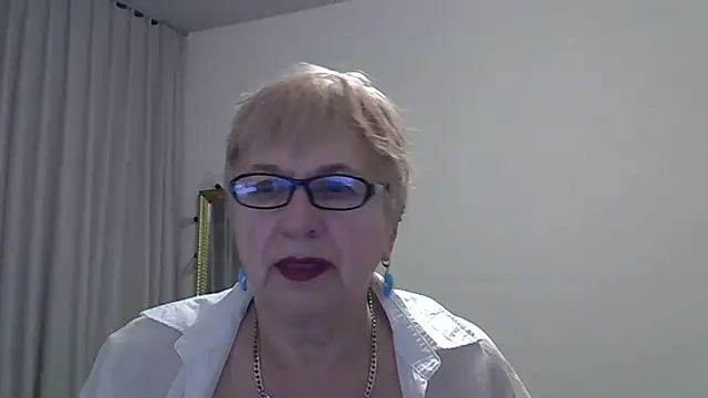 SweetCherry27 online show from February 2026 04:12:02 AM