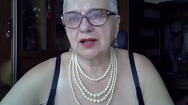 SweetCherry27 online show from September 2025 05:39:02 AM