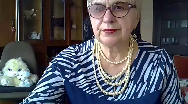SweetCherry27 online show from March 2025 01:38:02 PM