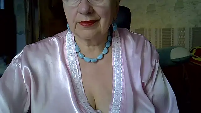 Snapshot of SweetCherry27 chatting on May 2026 04:43:01 AM SweetCherry27 online show from May 2026 04:43:01 AM