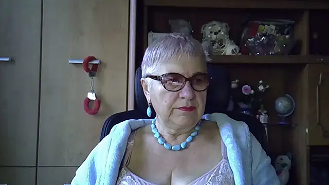 SweetCherry27 online show from September 2025 04:30:01 AM