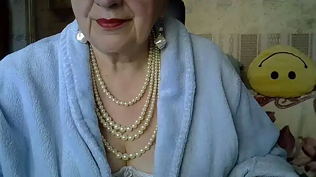 Snapshot of SweetCherry27 chatting on May 2026 06:17:01 AM SweetCherry27 online show from May 2026 06:17:01 AM