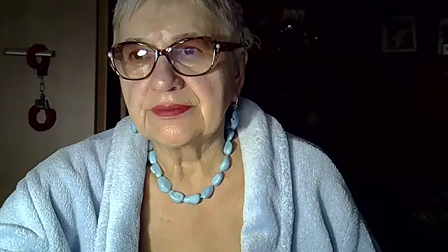 SweetCherry27 online show from September 2025 04:34:02 PM