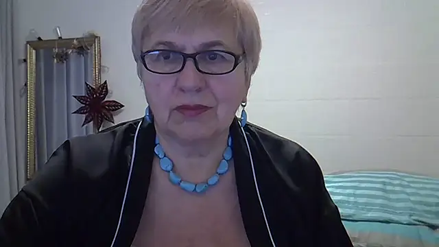 SweetCherry27 online show from February 2026 06:32:01 AM