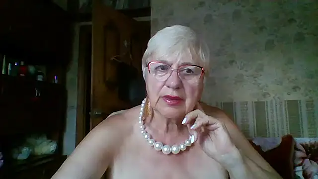 SweetCherry27 online show from July 2026 05:01:02 PM