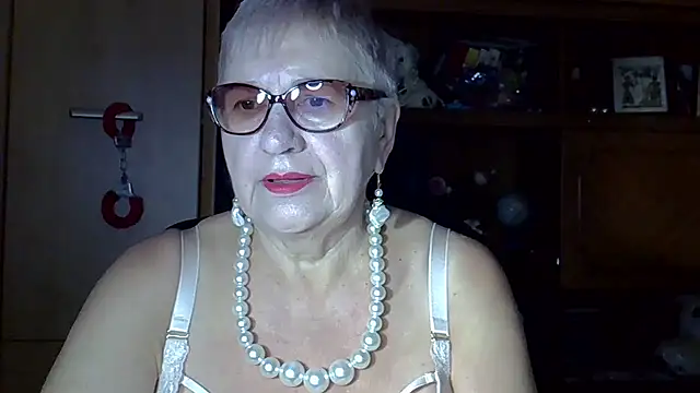 SweetCherry27 online show from October 2025 04:39:01 AM