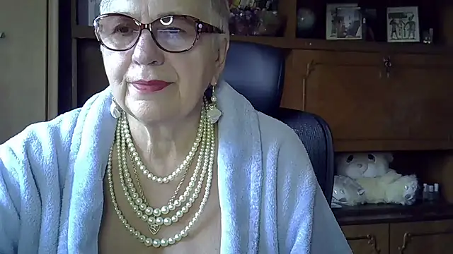 SweetCherry27 online show from October 2025 05:53:01 AM