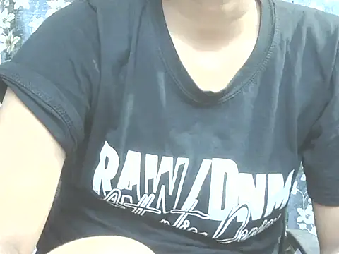 Supriya201 online show from July 2026 04:29:02 PM