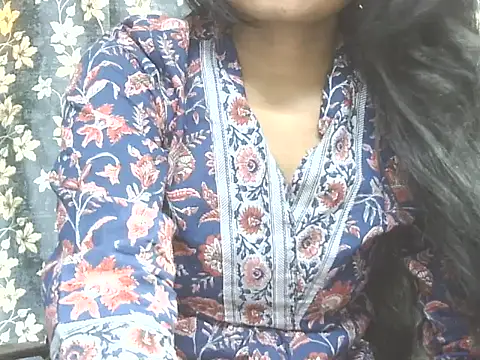 Supriya201 online show from April 2026 02:48:01 PM