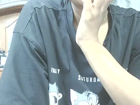 Supriya201 online show from October 2025 01:41:01 PM