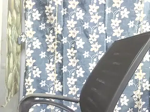 Supriya201 online show from January 2026 05:44:02 AM