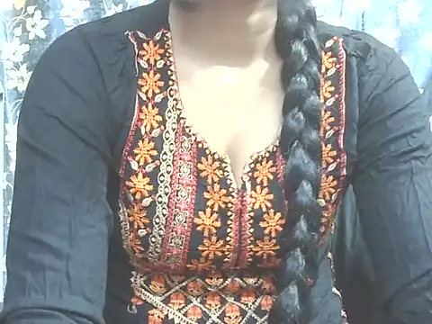 Supriya201 online show from May 2026 02:44:01 PM