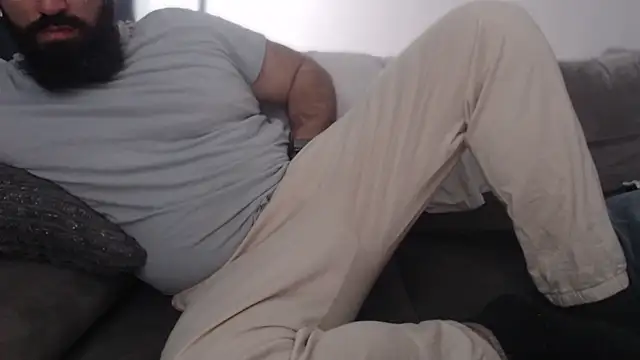 hugemachohandsome online show from February 2026 09:16:01 AM