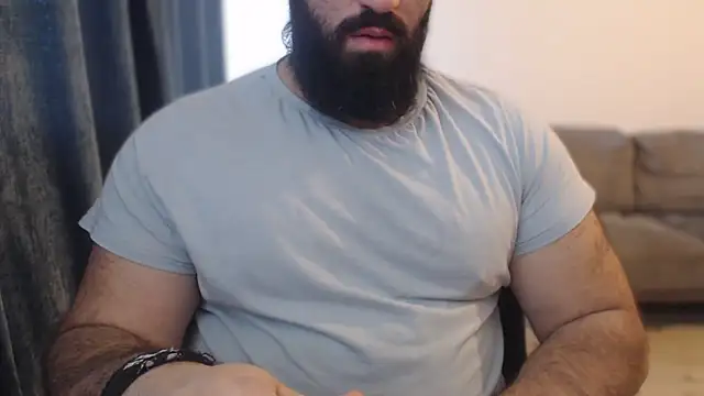 hugemachohandsome online show from November 2025 08:24:01 AM