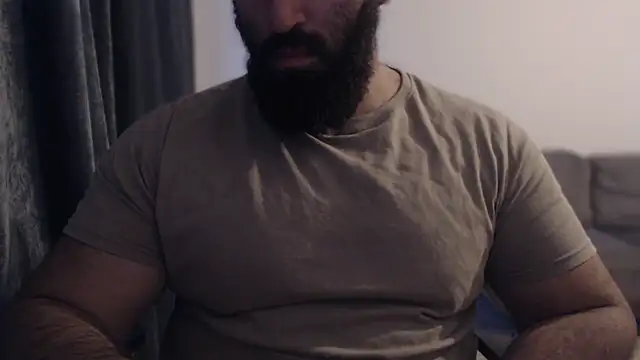 hugemachohandsome online show from November 2025 06:39:01 AM