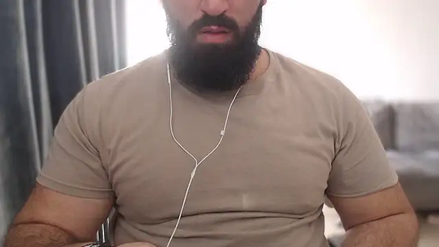 hugemachohandsome online show from November 2025 12:31:01 PM