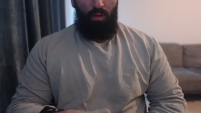 hugemachohandsome online show from November 2025 09:09:02 AM