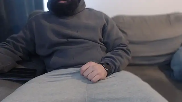 hugemachohandsome online show from January 2026 10:41:02 AM