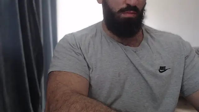 hugemachohandsome online show from October 2025 11:55:02 AM