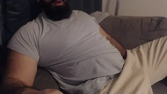 hugemachohandsome online show from February 2026 09:56:01 PM