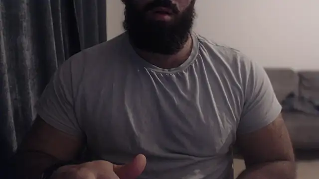 hugemachohandsome online show from October 2025 09:47:01 PM