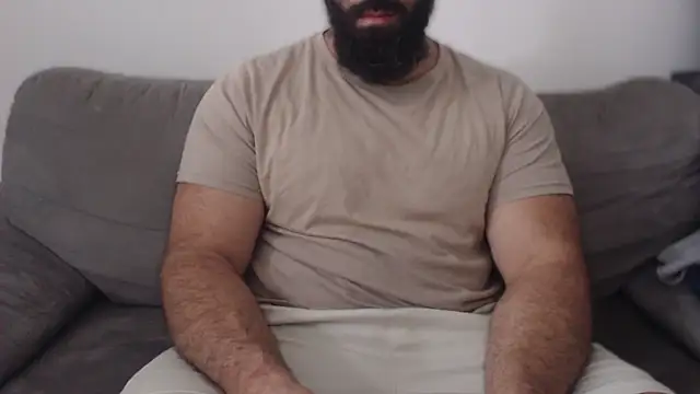 Snapshot of hugemachohandsome chatting on July 2026 07:06:02 AM hugemachohandsome online show from July 2026 07:06:02 AM