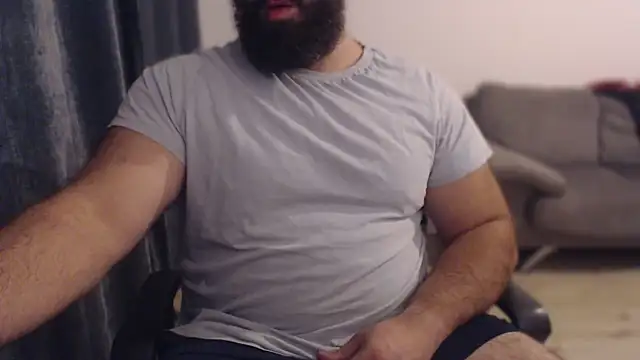 hugemachohandsome online show from October 2025 11:41:01 PM