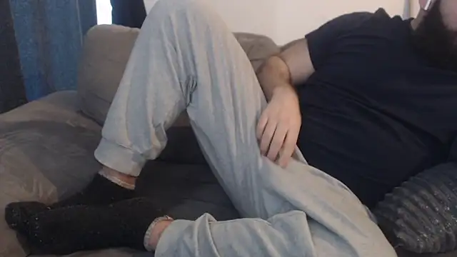 hugemachohandsome online show from January 2026 09:57:02 AM