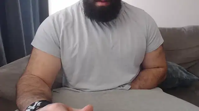 hugemachohandsome online show from December 2025 09:35:02 AM