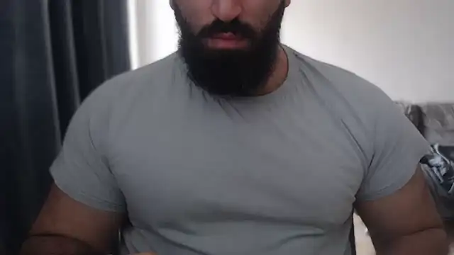 hugemachohandsome online show from October 2025 08:44:01 AM