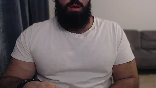 hugemachohandsome online show from November 2025 10:32:02 PM