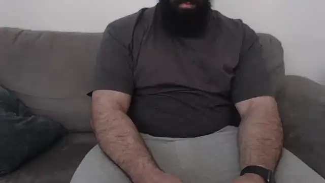 hugemachohandsome online show from April 2026 06:49:02 AM