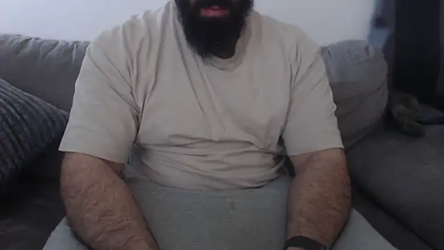 hugemachohandsome online show from April 2026 05:55:01 AM