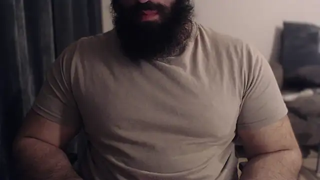 hugemachohandsome online show from April 2026 09:16:01 PM