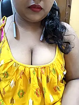 Sophiaboudi online show from September 2025 06:13:01 PM