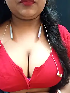 Sophiaboudi online show from October 2025 06:16:02 PM