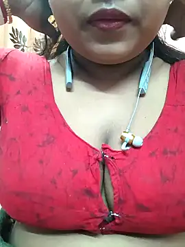 Sophiaboudi online show from January 2025 05:40:01 PM