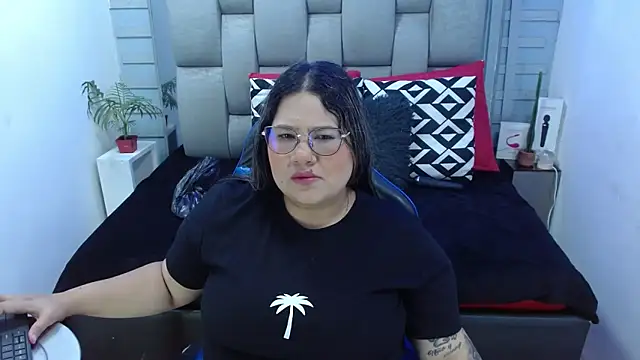 evelin zaens online show from March 2026 06:02:01 AM