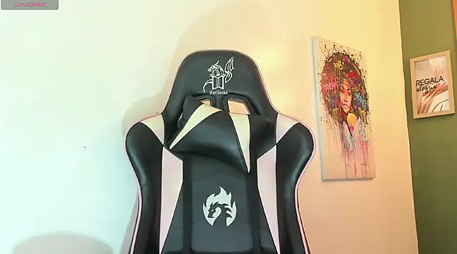 RebeccaSexx online show from March 2025 05:00:02 AM