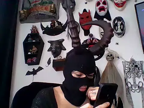 FeticheMacabre online show from February 2026 01:33:01 PM