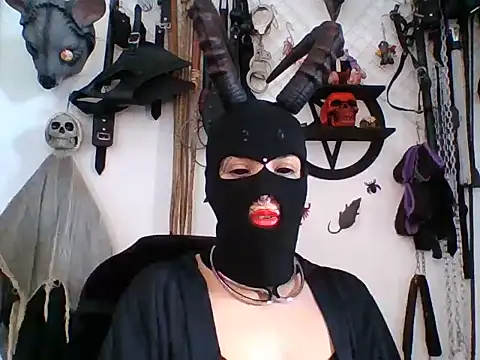 FeticheMacabre online show from August 2026 04:36:02 PM