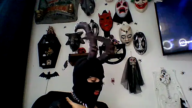 Snapshot of FeticheMacabre chatting on October 2025 05:47:02 PM FeticheMacabre online show from October 2025 05:47:02 PM