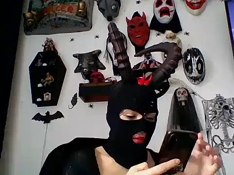 Snapshot of FeticheMacabre chatting on November 2025 04:51:01 PM FeticheMacabre online show from November 2025 04:51:01 PM