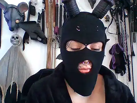 FeticheMacabre online show from July 2026 05:32:02 PM